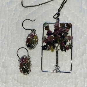 Stone and silver necklace set